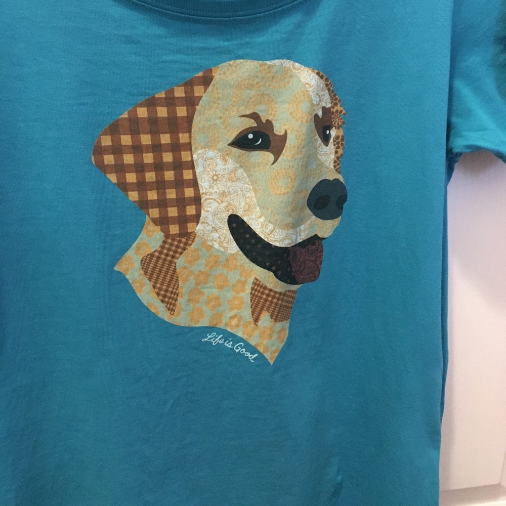Life Is Good Crusher Tee Classic Fit Yellow Labrador Medium